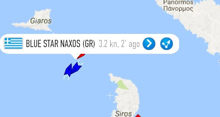 ΕΚΤΑΚΤΟ! Πτώση επιβάτη στη θάλασσα από το Blue Star Νaxos